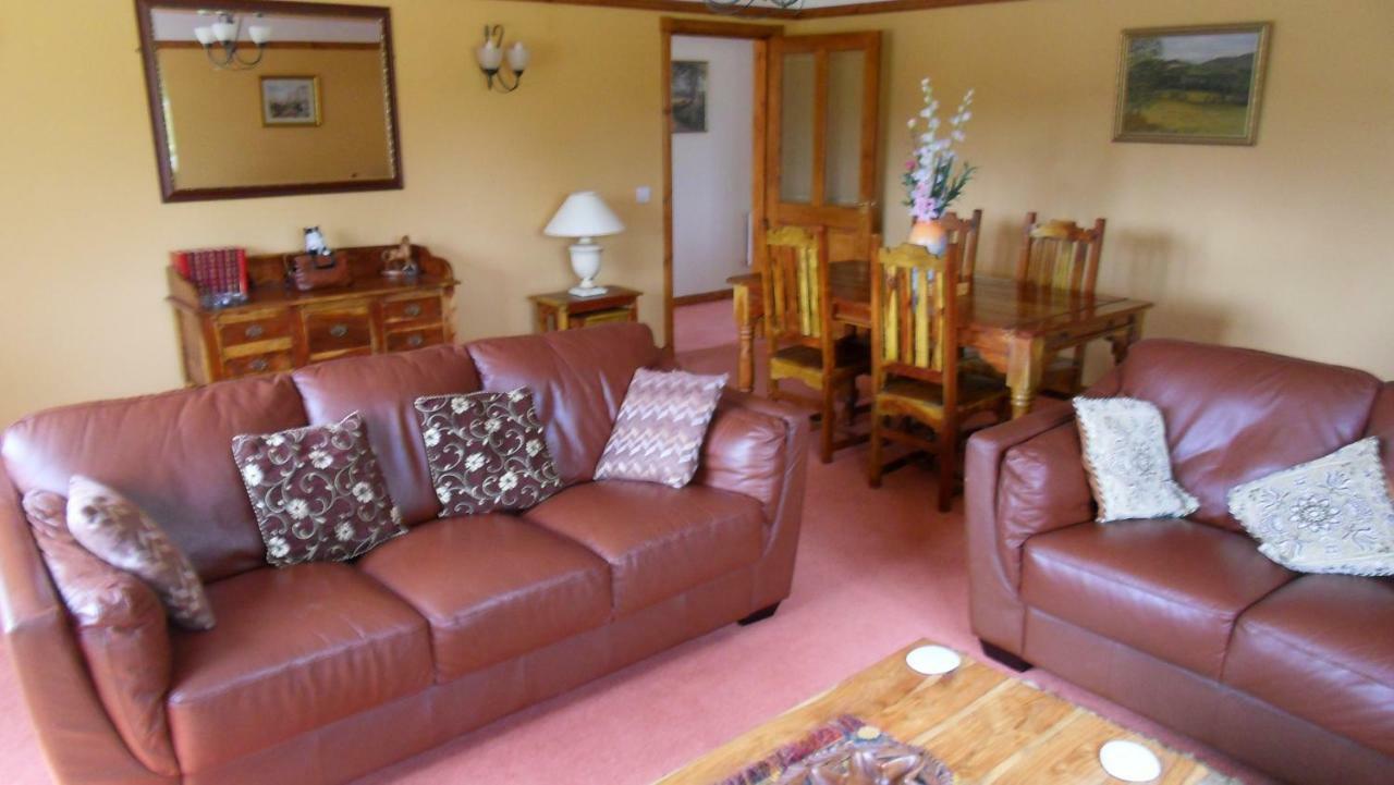 Meadowside Cottages Balavil Εξωτερικό φωτογραφία